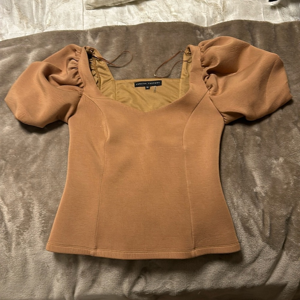 Short puff-sleeve top XS by English Factory.